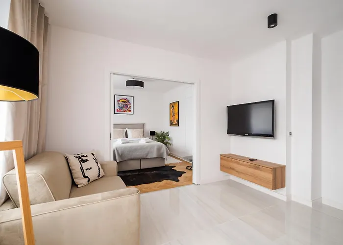 Metro Ratusz Arsenal Deluxe Apartment