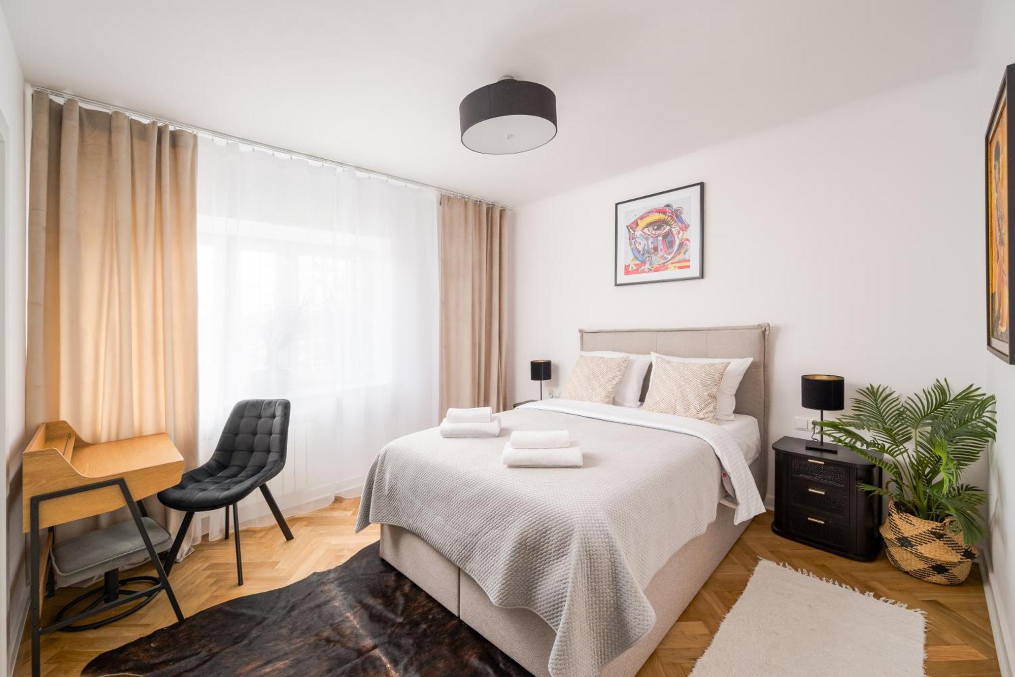 Metro Ratusz Arsenal Deluxe Apartament