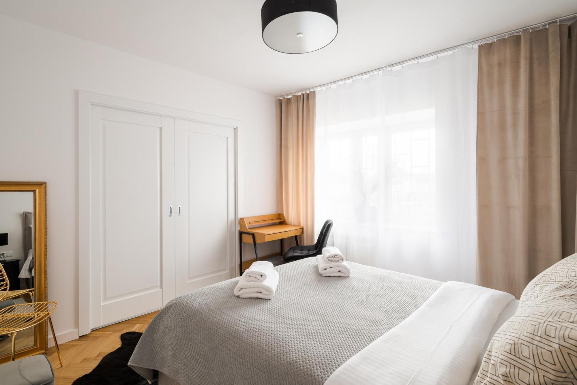 Metro Ratusz Arsenal Deluxe Apartament *